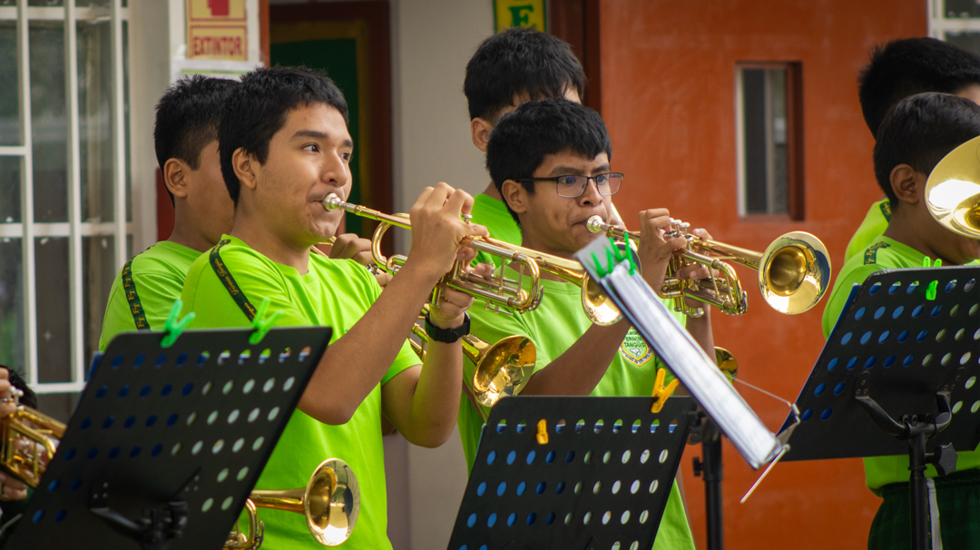 Música y Danza